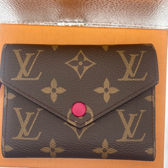 Louis Vuitton Handbags - New New 💯 % authentic LOUIS VUITTON VICTORINE  WALLET.